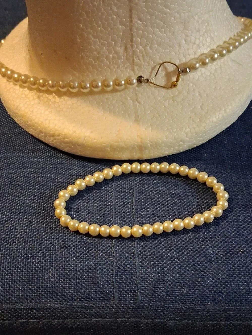 Vintage Cream Pearl Necklace and Bracelet Set